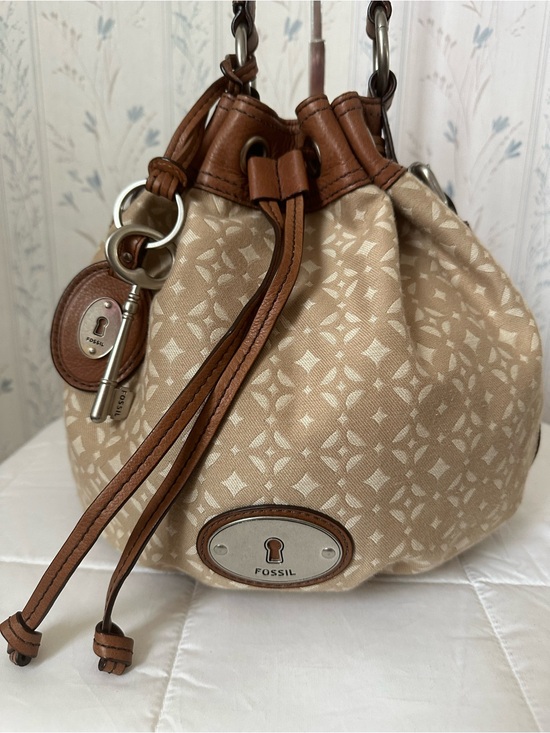 Fossil Handbags - Fossil Beige Patterned Drawstring Bucket Bag with Brown Trim